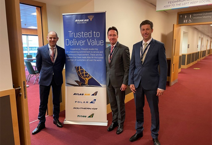 (L-R) Mick Clements, Director Sales & Customer Support, EMEIA Sales & Marketing, Michael Steen and Richard Broekman, SVP, Global Sales and Commercial Development.